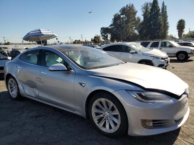 Photo 4 from auction – 2017 TESLA MODEL S with VIN 5YJSA1E22HF195280