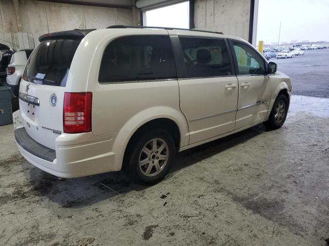 Photo 3 from auction – 2010 CHRYSLER TOWN & COU with VIN 2A4RR5D18AR358719