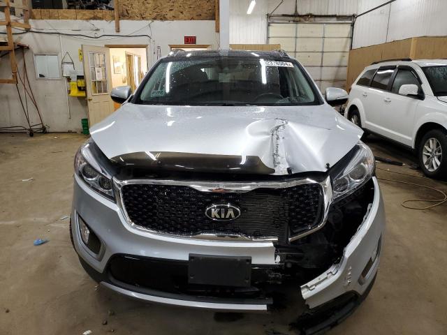 Photo 5 from auction – 2017 KIA SORENTO EX with VIN 5XYPHDA57HG230231