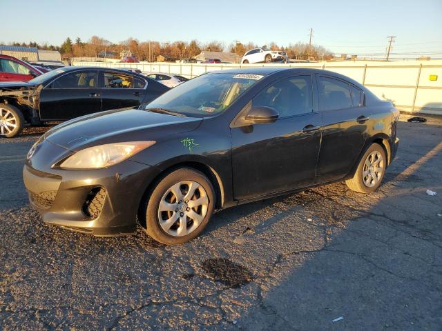 MAZDA 3 I 2013 with VIN JM1BL1TG4D1704135 - Photo from auction