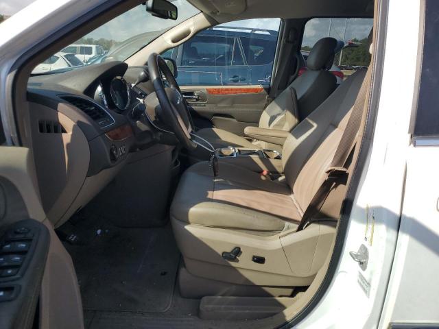 Photo 7 from auction – 2016 CHRYSLER TOWN & COU with VIN 2C4RC1BG8GR111359