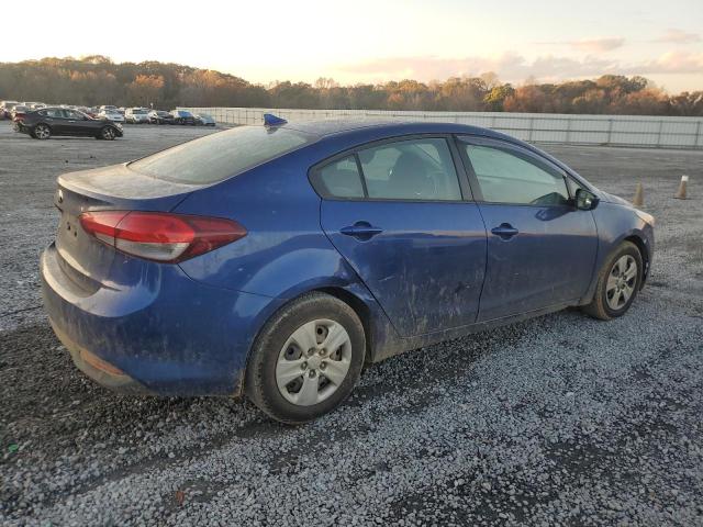 Photo 3 from auction – 2017 KIA FORTE LX with VIN 3KPFK4A70HE147624