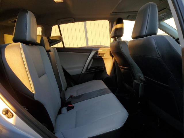 Photo 10 from auction – 2018 TOYOTA RAV4 LIMIT with VIN 2T3YFREV4JW495603