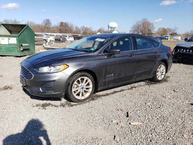 FORD FUSION SE 2019 with VIN 3FA6P0LUXKR125665 - Photo from auction