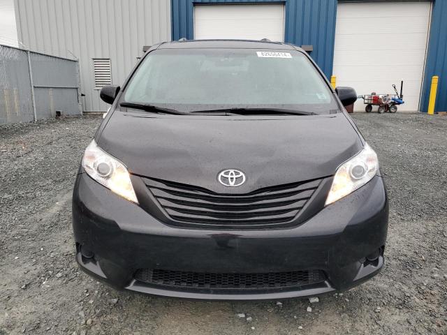 Photo 5 from auction – 2017 TOYOTA SIENNA with VIN 5TDZZ3DC6HS865695