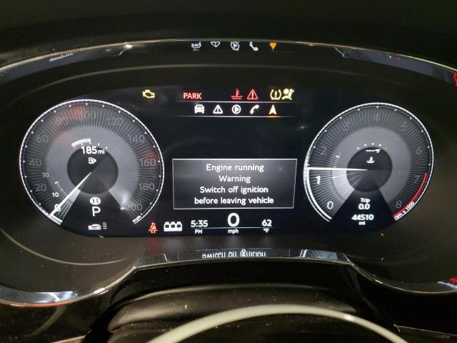 Photo 9 from auction – 2022 BENTLEY BENTAYGA with VIN SJAAM2ZV9NC011119