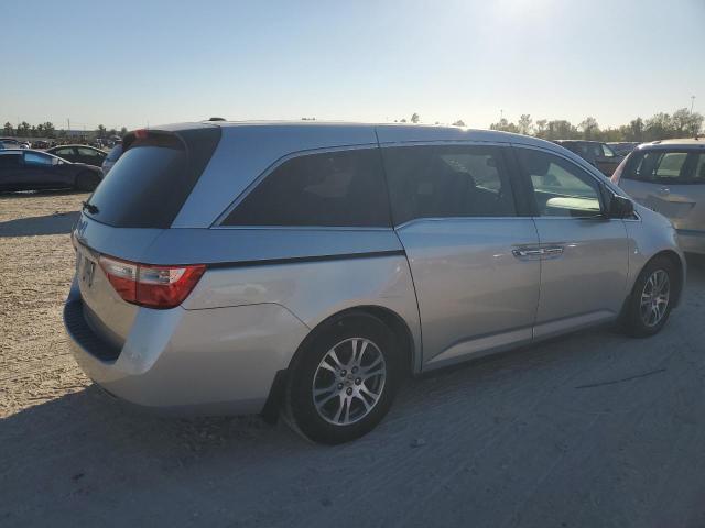 Photo 3 from auction – 2011 HONDA ODYSSEY EX with VIN 5FNRL5H61BB068347