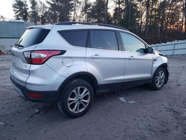 Photo 3 from auction – 2018 FORD ESCAPE SE with VIN 1FMCU9GD6JUA11573