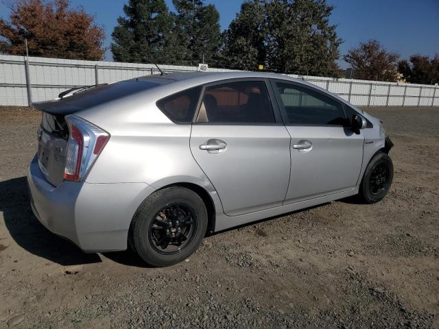 Photo 3 from auction – 2015 TOYOTA PRIUS with VIN JTDKN3DU1F1933823
