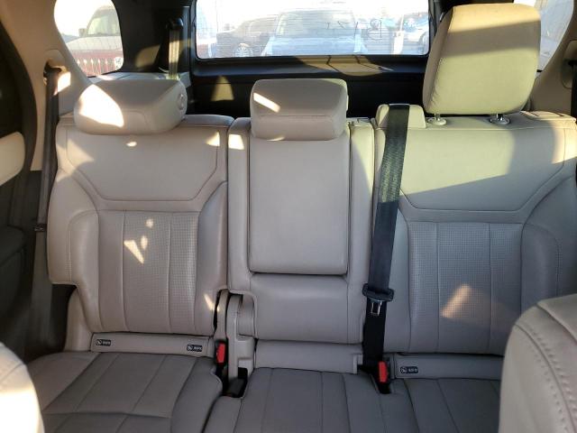 Photo 10 from auction – 2018 LAND ROVER DISCOVERY with VIN SALRG2RV0JA072804