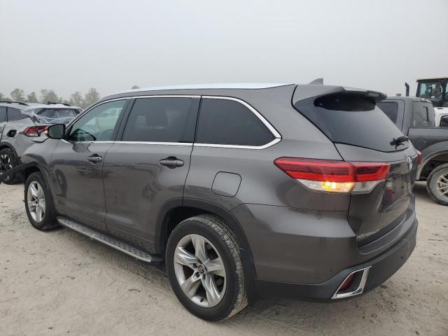 Photo 2 from auction – 2017 TOYOTA HIGHLANDER with VIN 5TDYZRFH4HS191537