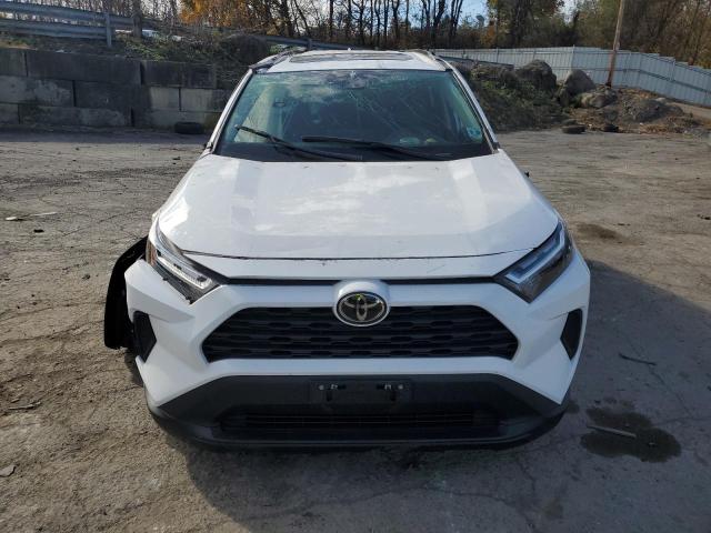 Photo 5 from auction – 2023 TOYOTA RAV4 XLE with VIN 2T3P1RFV8PC375452