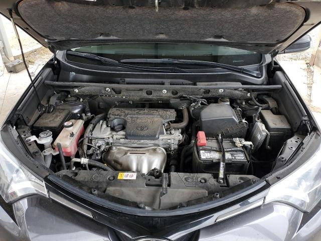 Photo 11 from auction – 2017 TOYOTA RAV4 LE with VIN JTMZFREV5HJ701878