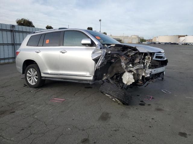 Photo 4 from auction – 2011 TOYOTA HIGHLANDER with VIN JTEDC3EHXB2001572