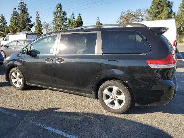 Photo 2 from auction – 2014 TOYOTA SIENNA LE with VIN 5TDKK3DCXES482988