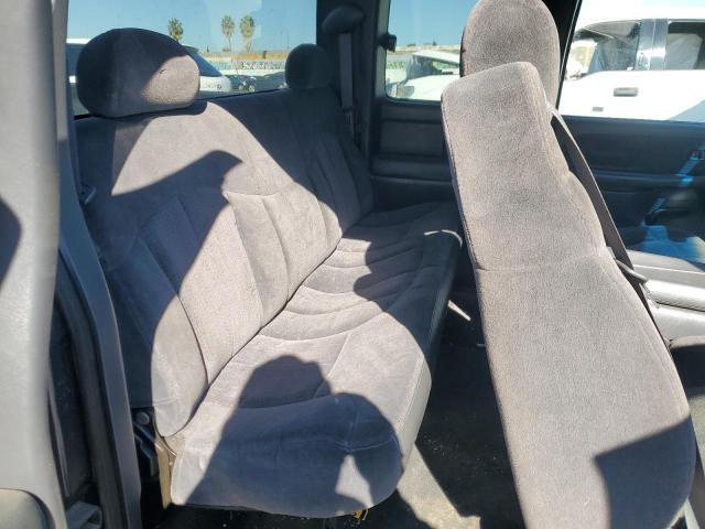 Photo 10 from auction – 2000 CHEVROLET SILVERADO with VIN 1GCEC19V1YZ156525