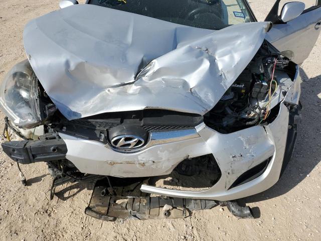 Photo 11 from auction – 2016 HYUNDAI VELOSTER with VIN KMHTC6AD0GU270336