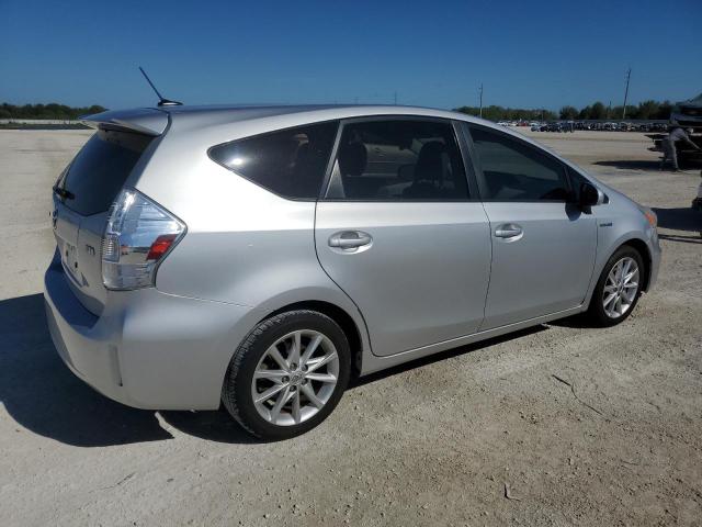 Photo 3 from auction – 2012 TOYOTA PRIUS V with VIN JTDZN3EU7C3036339