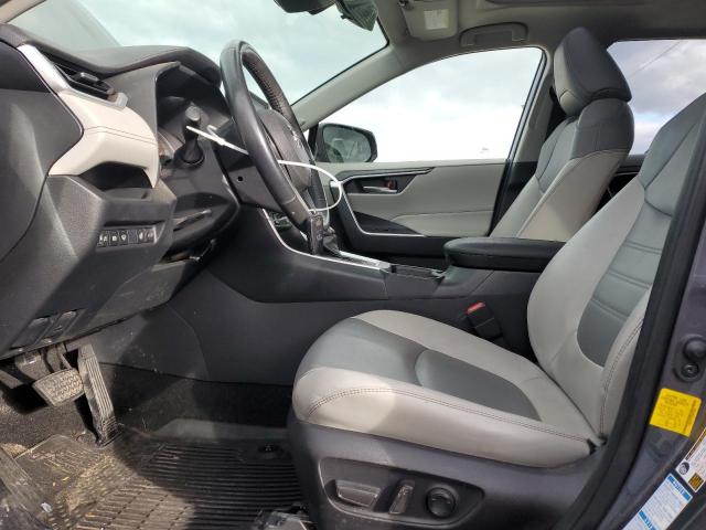 Photo 7 from auction – 2019 TOYOTA RAV4 XLE P with VIN JTMA1RFV2KD027043