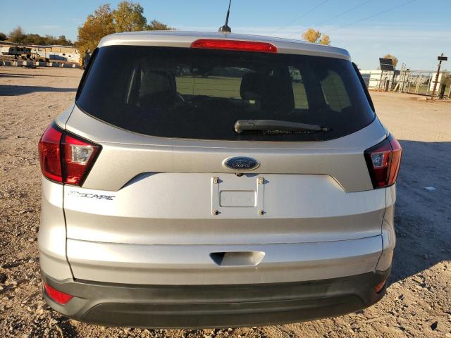 Photo 6 from auction – 2019 FORD ESCAPE S with VIN 1FMCU0F70KUB32009