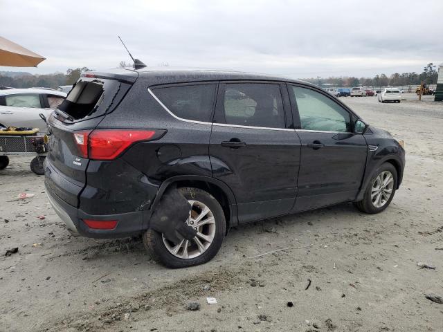 Photo 3 from auction – 2019 FORD ESCAPE SE with VIN 1FMCU0GD2KUB30959