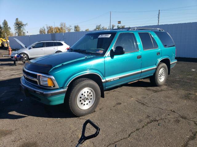 CHEVROLET BLAZER 1995 with VIN 1GNDT13W8S2120237 - Photo from auction