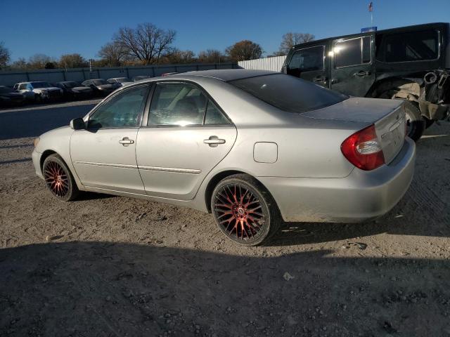Photo 2 from auction – 2002 TOYOTA CAMRY LE with VIN 4T1BE32K12U047765