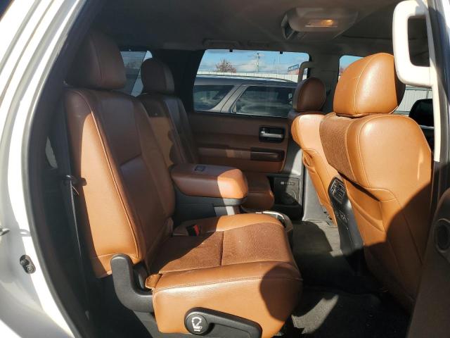 Photo 11 from auction – 2014 TOYOTA SEQUOIA PL with VIN 5TDDW5G19ES096470