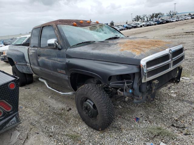 Photo 4 from auction – 1997 DODGE RAM 3500 with VIN 3B7MF33D9VM517799
