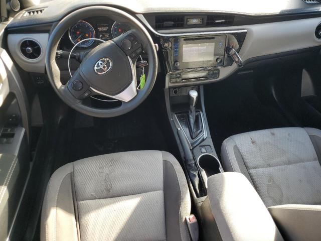 Снимка 8 от търг – 2018 TOYOTA COROLLA L с VIN 5YFBURHEXJP741989