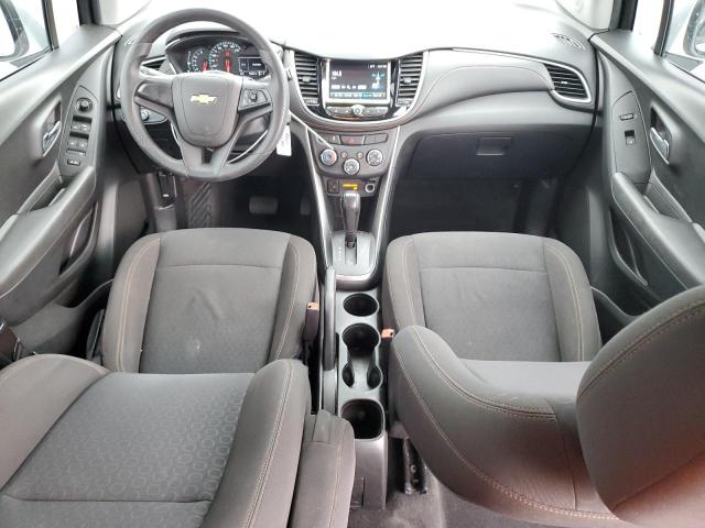 Photo 8 from auction – 2017 CHEVROLET TRAX LS with VIN KL7CJKSB7HB116099