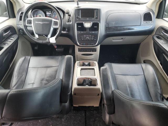 Photo 8 from auction – 2011 CHRYSLER TOWN & COU with VIN 2A4RR8DGXBR746185