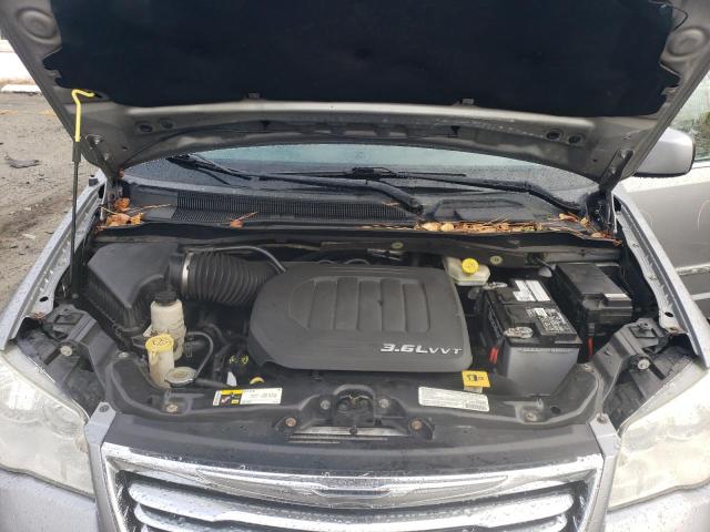 Photo 12 from auction – 2013 CHRYSLER TOWN & COU with VIN 2C4RC1BG8DR620718