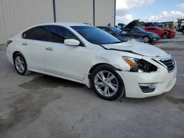 Photo 4 from auction – 2014 NISSAN ALTIMA 2.5 with VIN 1N4AL3AP0EC329169