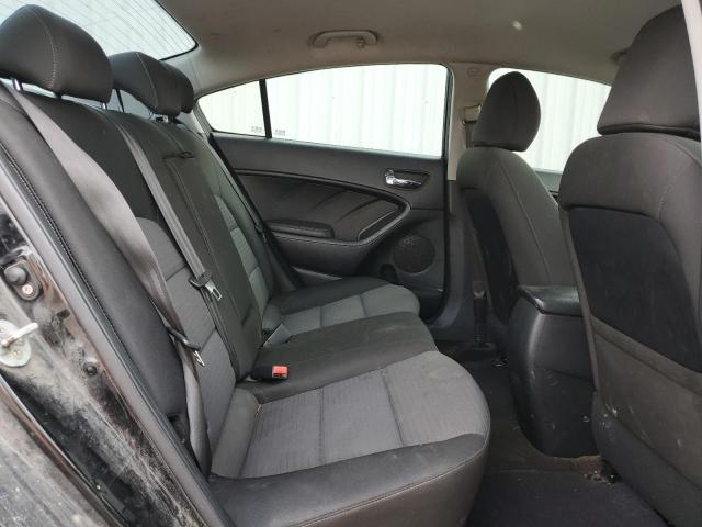 Photo 10 from auction – 2016 KIA FORTE LX with VIN KNAFX4A62G5535633
