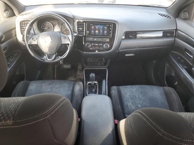 Photo 8 from auction – 2018 MITSUBISHI OUTLANDER with VIN JA4AD3A34JZ044822