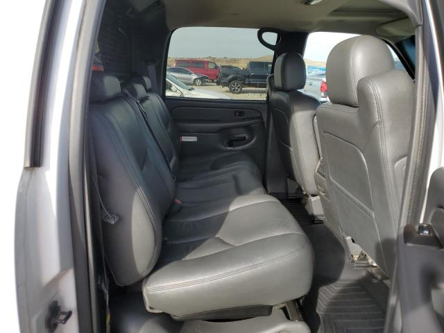 Photo 10 from auction – 2003 CHEVROLET AVALANCHE with VIN 3GNGK23G43G237725
