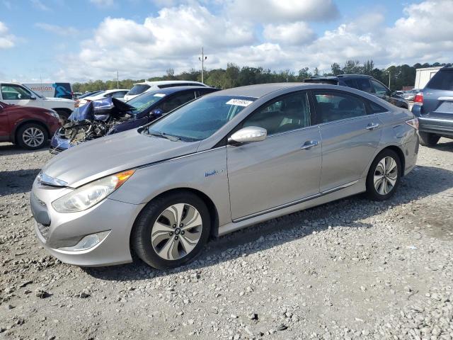 HYUNDAI SONATA HYB 2013 with VIN KMHEC4A45DA096368 - Photo from auction