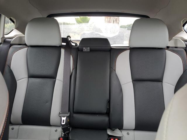 Photo 10 from auction – 2018 SUBARU CROSSTREK with VIN JF2GTAJC0JH281497