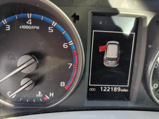 Photo 9 from auction – 2017 TOYOTA RAV4 LE with VIN 2T3BFREV0HW627496