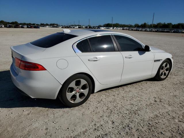Photo 3 from auction – 2017 JAGUAR XE with VIN SAJAR4BN1HCP12197