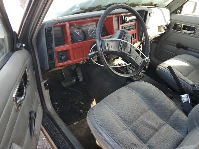 Photo 8 from auction – 1990 JEEP CHEROKEE with VIN 1J4FJ28L1LL100736