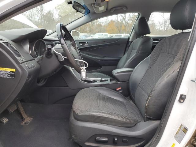Photo 7 from auction – 2011 HYUNDAI SONATA SE with VIN 5NPEC4AC6BH264116