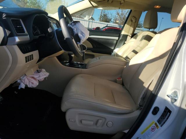 Photo 7 from auction – 2016 TOYOTA HIGHLANDER with VIN 5TDJKRFH3GS240974