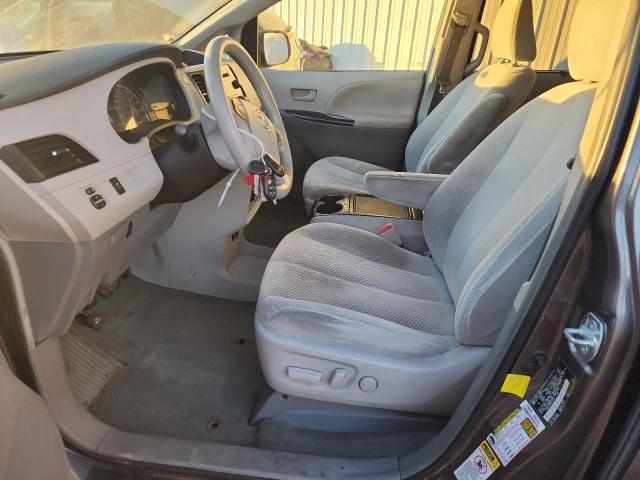 Photo 7 from auction – 2013 TOYOTA SIENNA LE with VIN 5TDKK3DC8DS314572