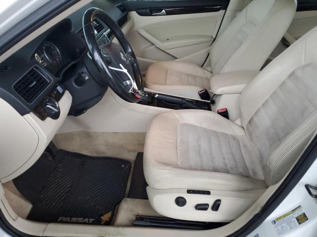 Photo 7 from auction – 2014 VOLKSWAGEN PASSAT SEL with VIN 1VWCN7A37EC022127