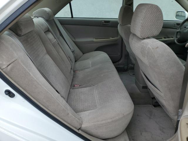 Photo 10 from auction – 2002 TOYOTA CAMRY LE with VIN 4T1BF30K42U005929