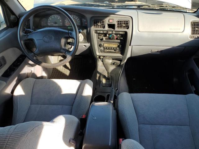 Photo 8 from auction – 2000 TOYOTA 4RUNNER SR with VIN JT3GN86R9Y0178574
