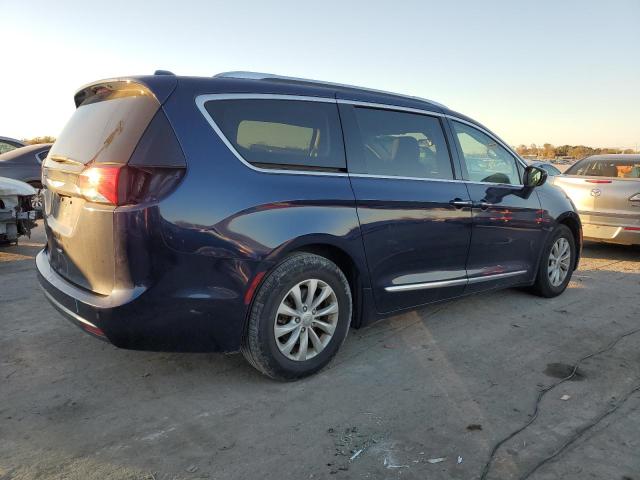 Photo 3 from auction – 2019 CHRYSLER PACIFICA T with VIN 2C4RC1BG0KR539743
