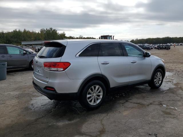 Photo 3 from auction – 2016 KIA SORENTO LX with VIN 5XYPG4A33GG052298